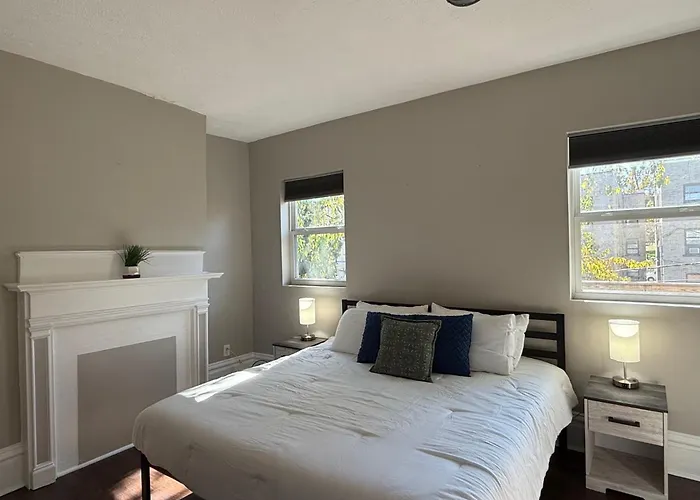 Urban Oasis 4br Industrial