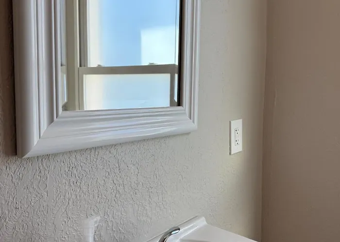 Apartment Urban Oasis 4br Industrial *