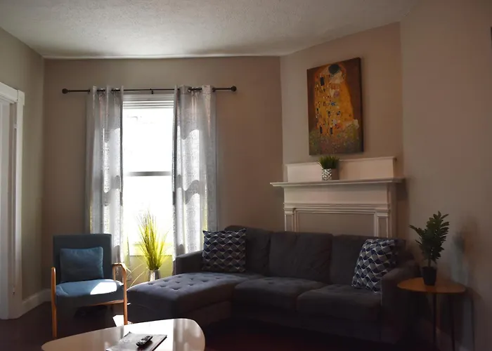 Urban Oasis 4br Industrial Pittsburgh